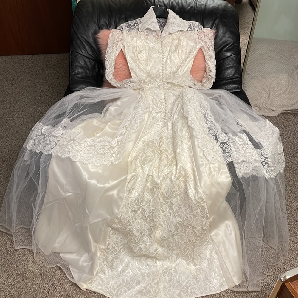 1952 wedding dress